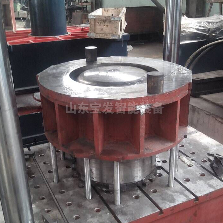 全自動(dòng)坩堝成型機(jī)模具